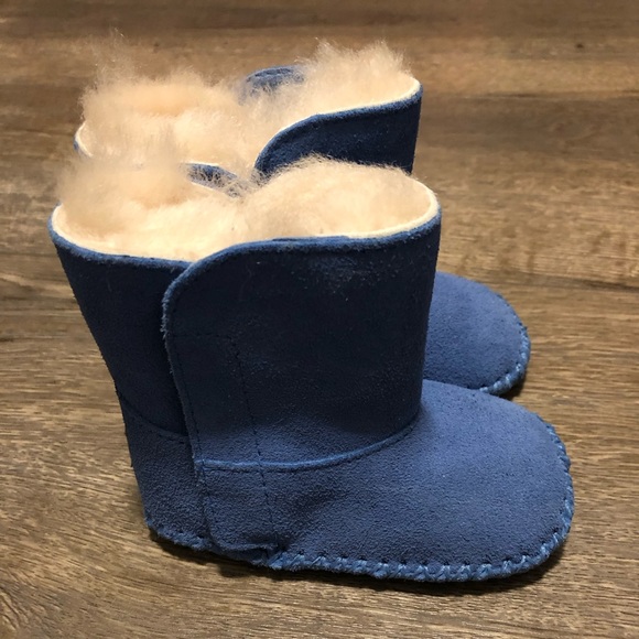 Infant Baby 2/3 Blue Ugg Caden Bootie Suede - Picture 2 of 6